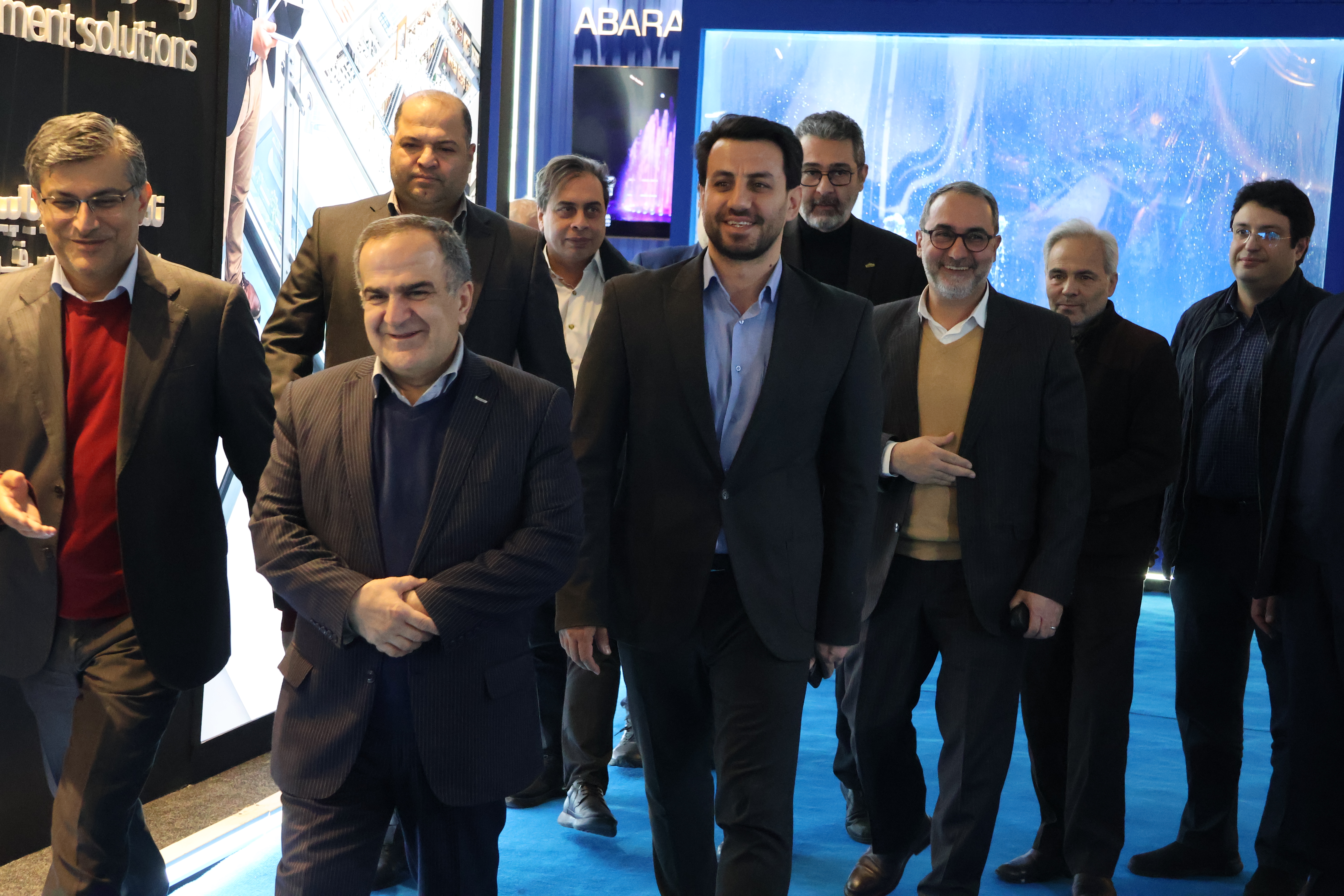 بازدید مدیرعامل شرکت ساختمانی معلم از غرفه مگاپارس